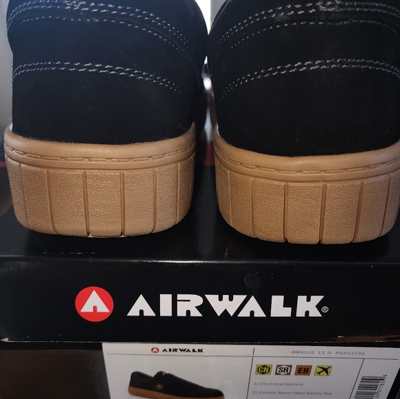Men Black Suede Airwalk Shoes - Picture 2 of 5